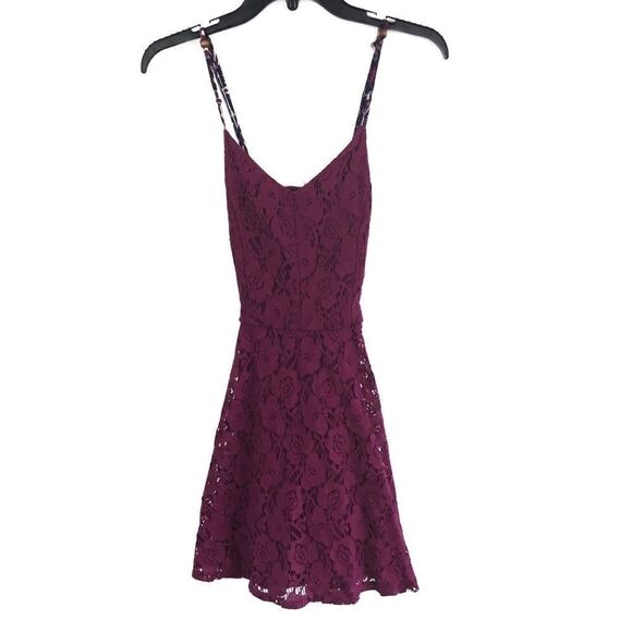 Xhilaration Dress Mini Purple Lace Lined Spaghetti Straps Junior Medium - Picture 2 of 8